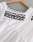 Fashion White Embroidery Flower Pattern Decorated Dress