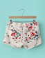 Fashion White Flower Patern Decorated Pants
